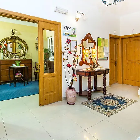 랜턴 게스트하우스 마살폰