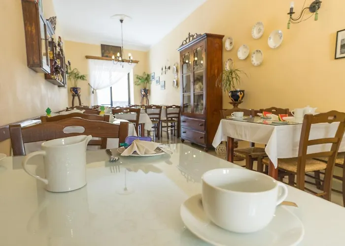 Lantern Πανσιόν Marsalforn