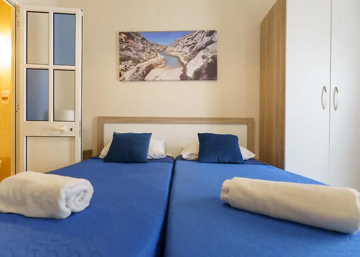 Pensión Lantern Marsalforn